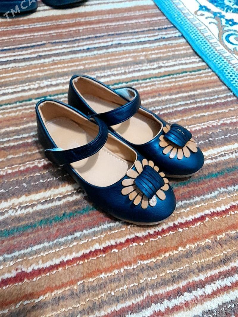 caga köwüş geýlen aýakgap - Parahat 4 - img 6