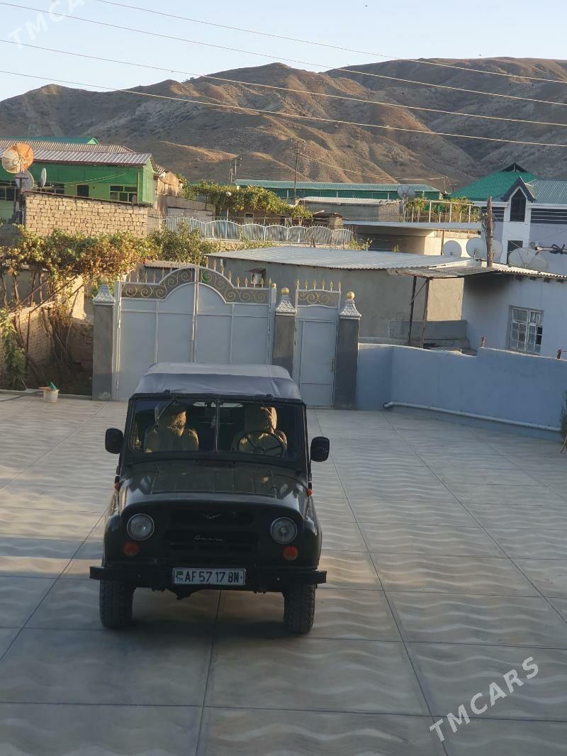 UAZ 469 1995 - 44 000 TMT - Magtymguly - img 1