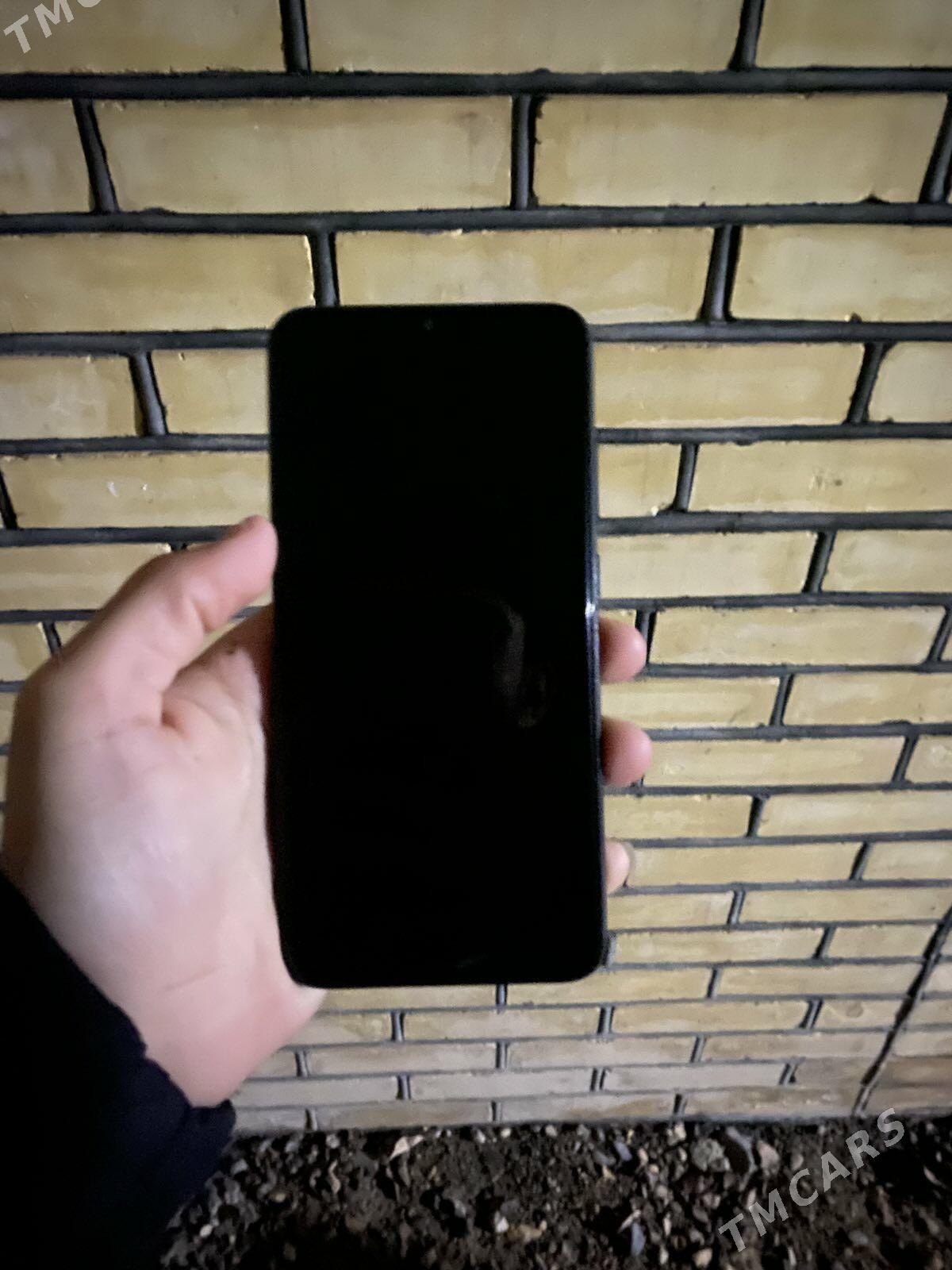 Redmi 8 4/64 - Мары - img 2