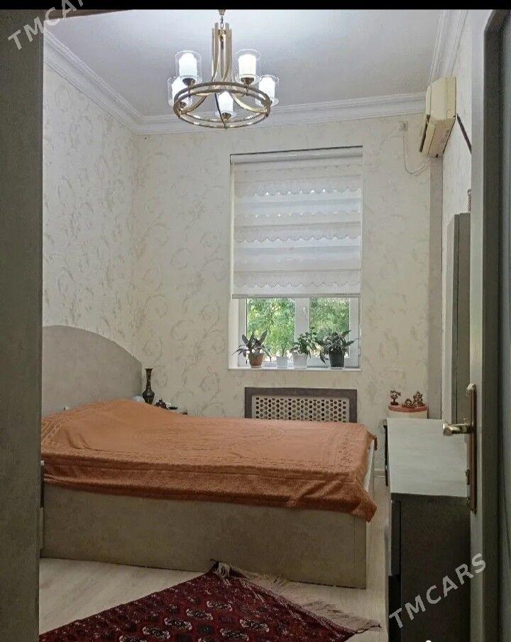 Свобода 2 этаж 4 ком 101м² - Aşgabat - img 1