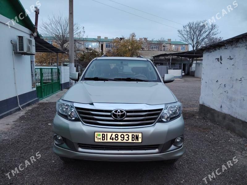 Toyota Fortuner 2013 - 420 000 TMT - Türkmenbaşy - img 1