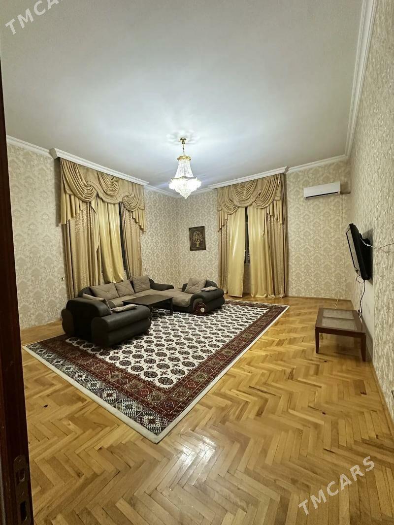 Arenda jay - Moskowskiý köç. (10 ýyl abadançylyk şaýoly) - img 1