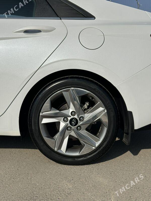 Hyundai Elantra 2022 - 265 000 TMT - Aşgabat - img 7