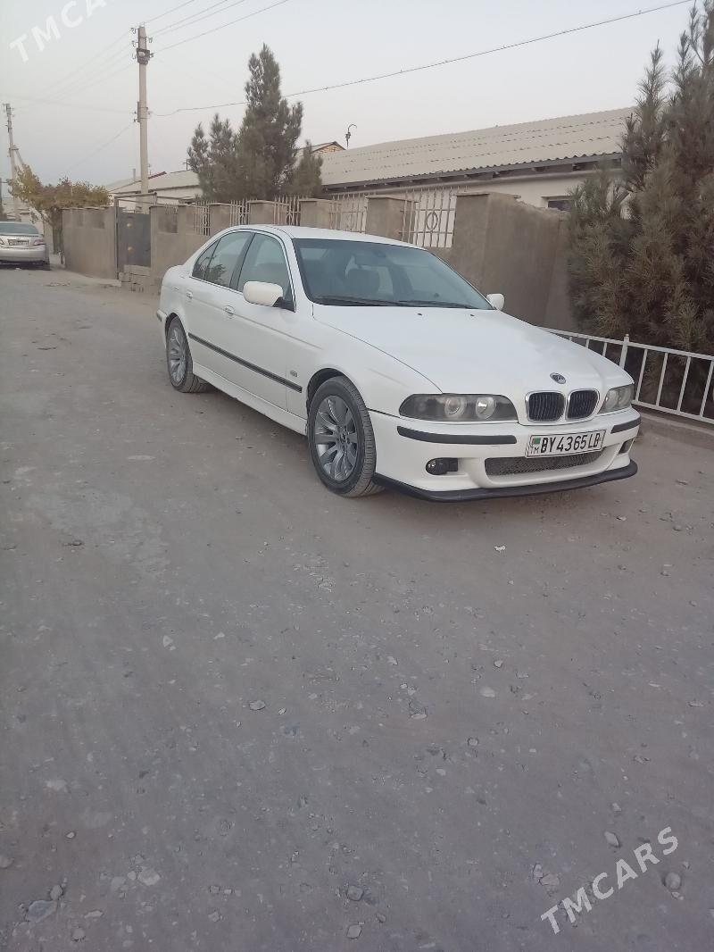 BMW E39 2002 - 120 000 TMT - Köýtendag - img 1