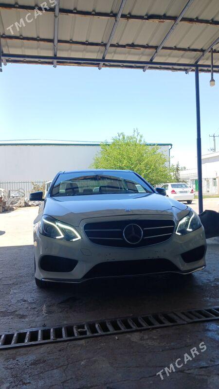 Mercedes-Benz E350 2010 - 355 000 TMT - Бекреве - img 1