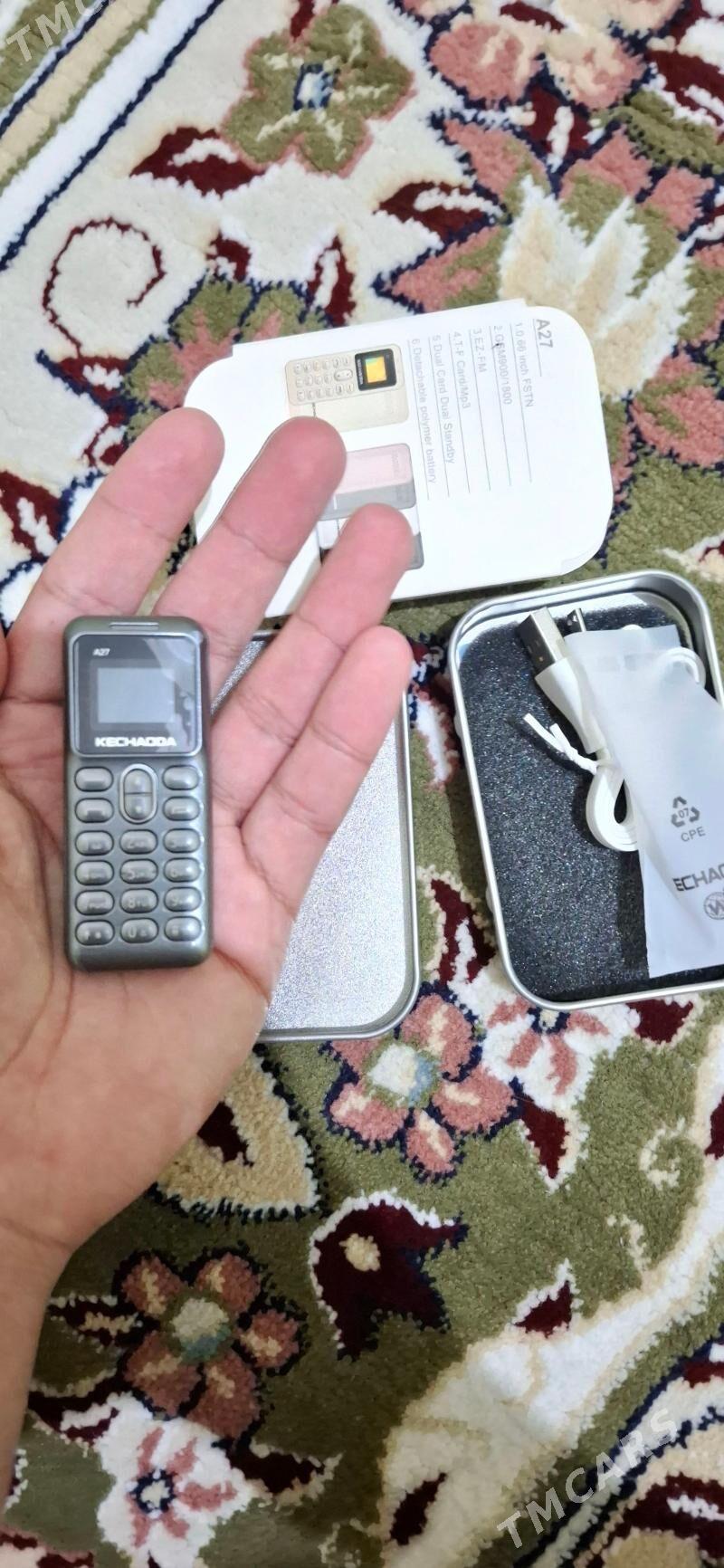 Kechaoda barmak yaly telefon - Moskowskiý köç. (10 ýyl abadançylyk şaýoly) - img 1