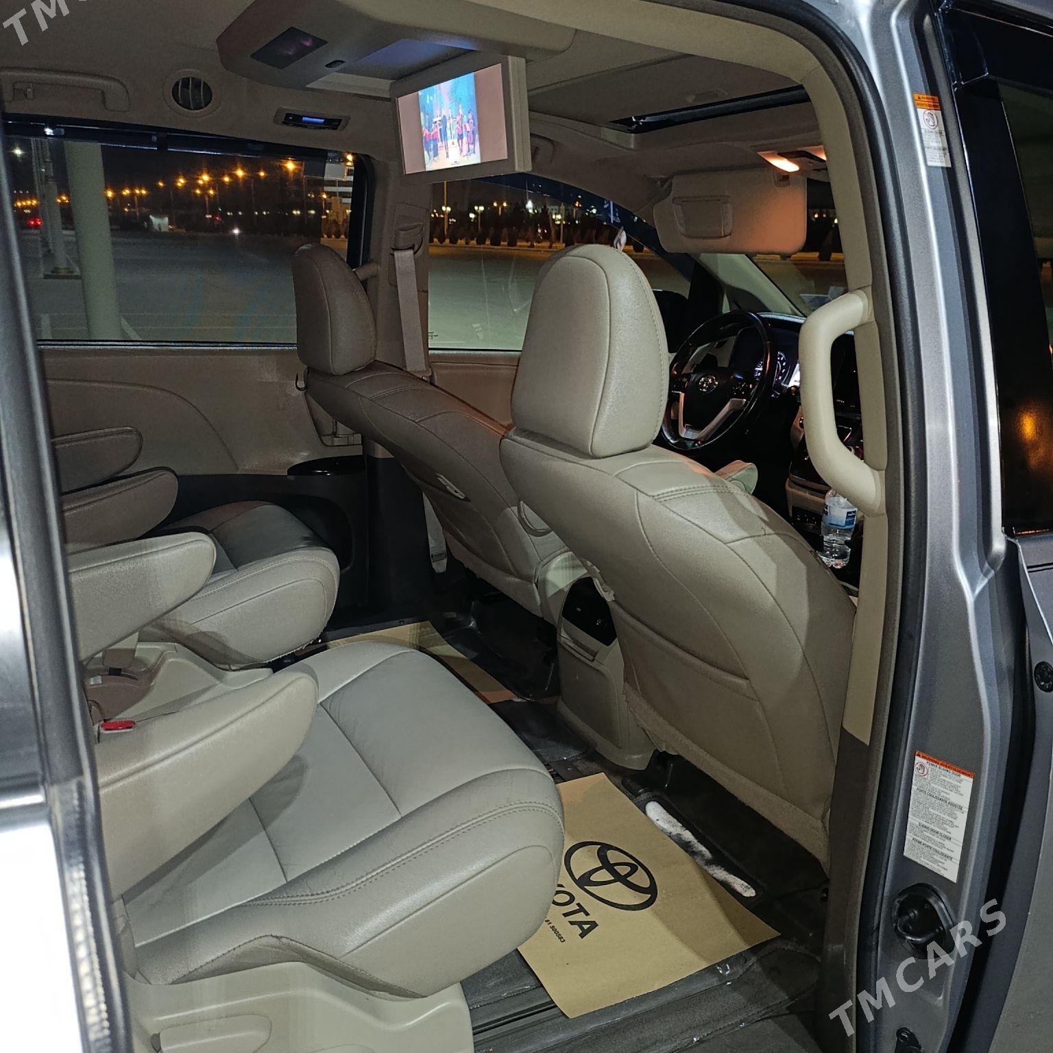 Toyota Sienna 2018 - 415 000 TMT - Balkanabat - img 8