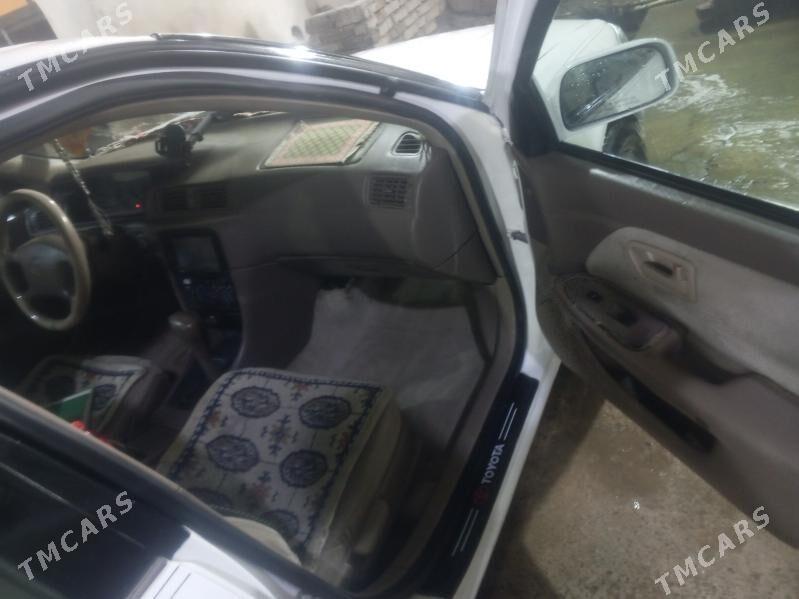 Toyota Camry 1999 - 130 000 TMT - Daşoguz - img 10
