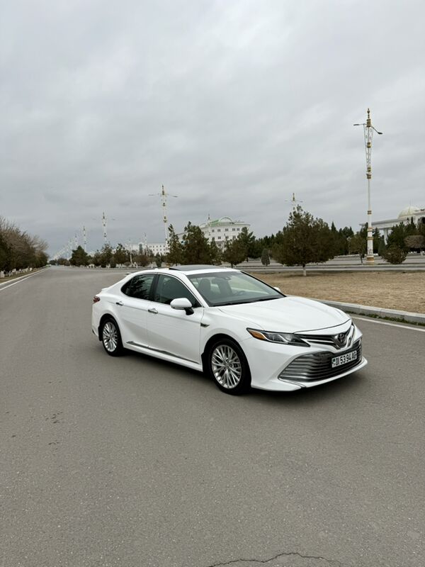 Toyota Camry 2018 - 305 000 TMT - Aşgabat - img 3
