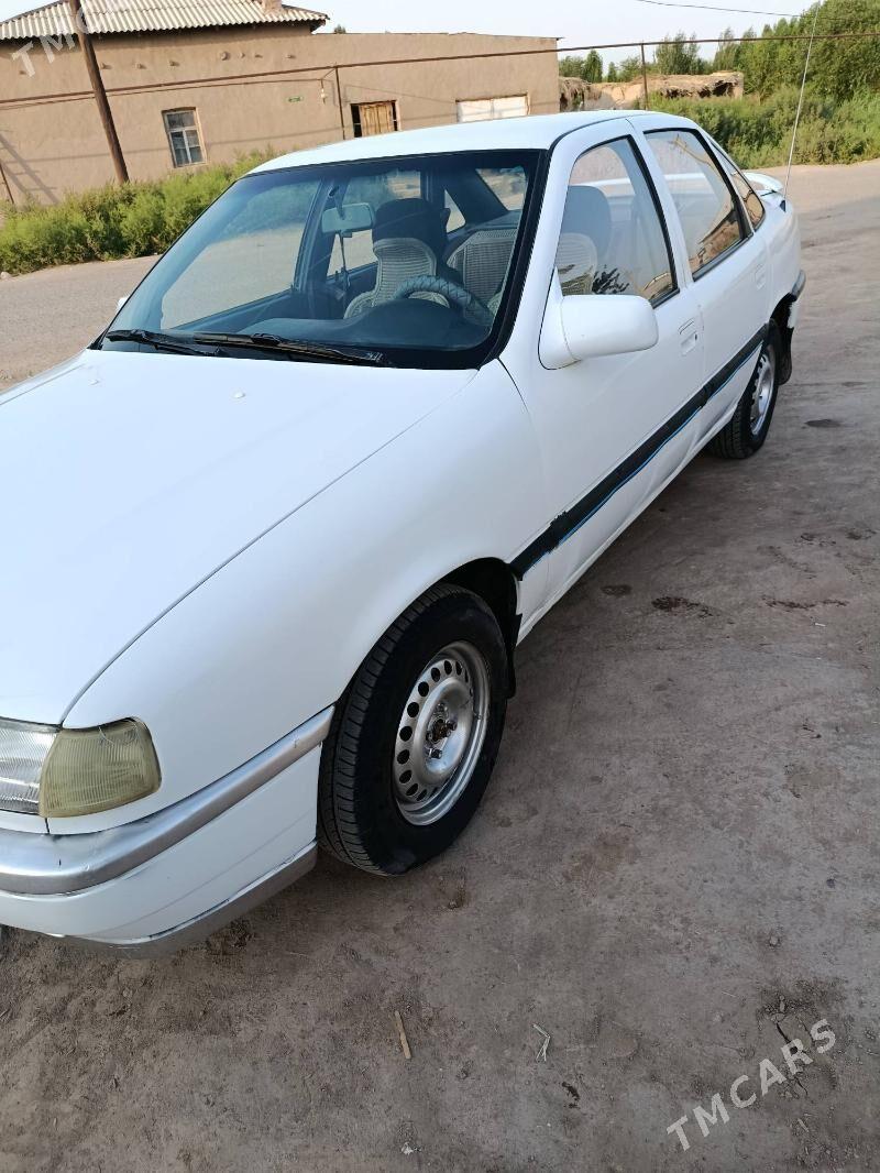Opel Vectra 1991 - 30 000 TMT - Кёнеургенч - img 1