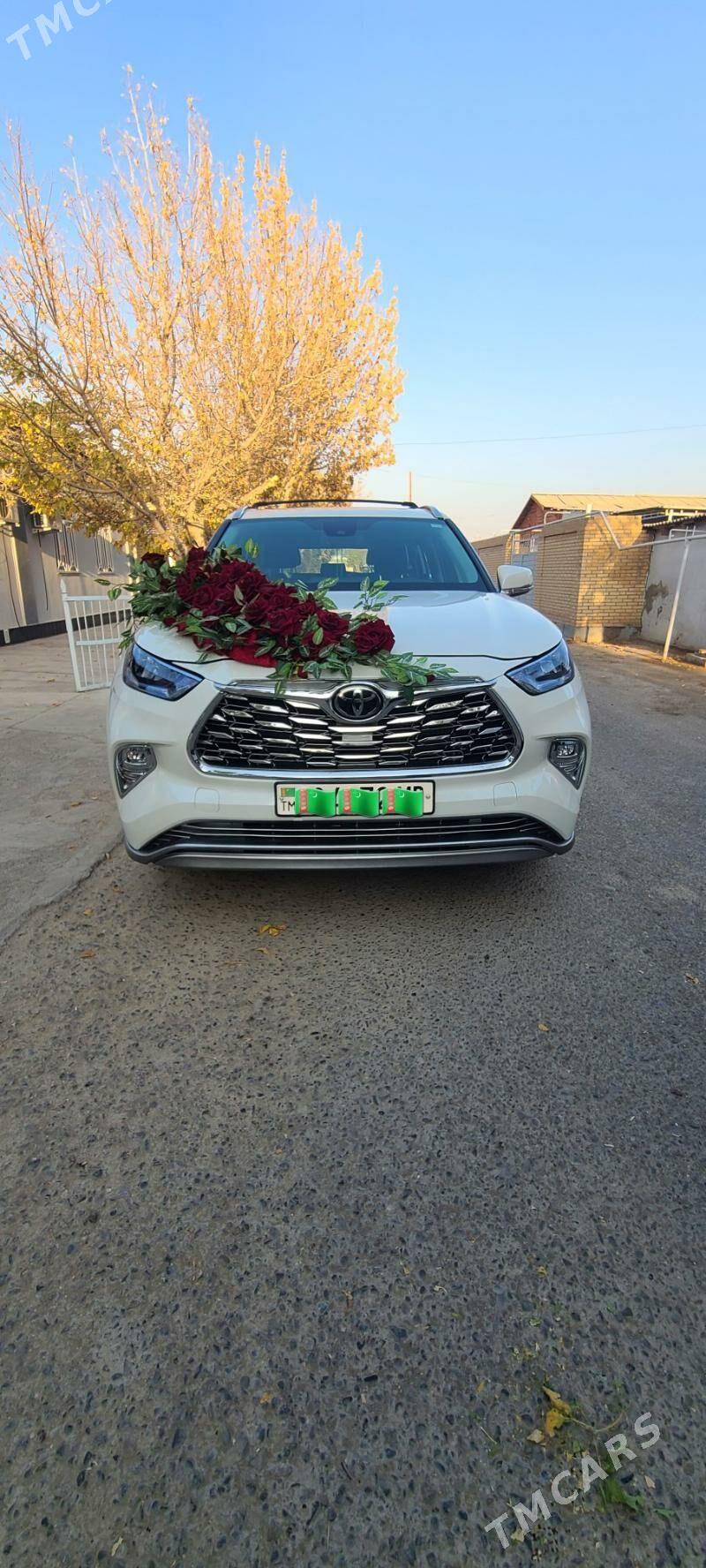 Toyota Highlander 2020 - 600 000 TMT - Baýramaly - img 1