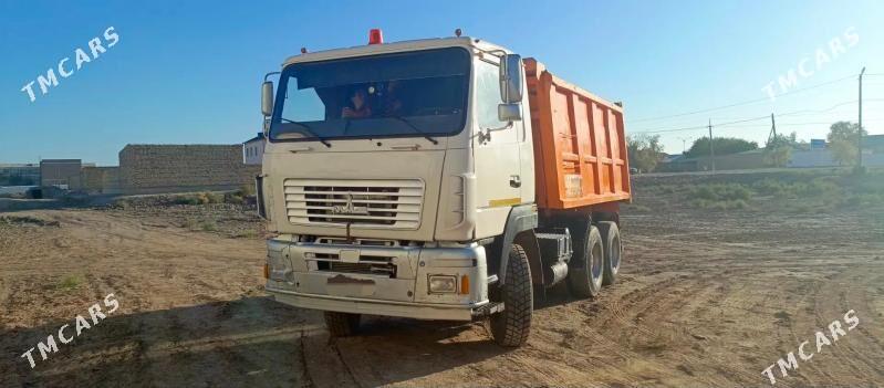 Maz Samosval 2014 - 500 000 TMT - Gurbansoltan Eje - img 1