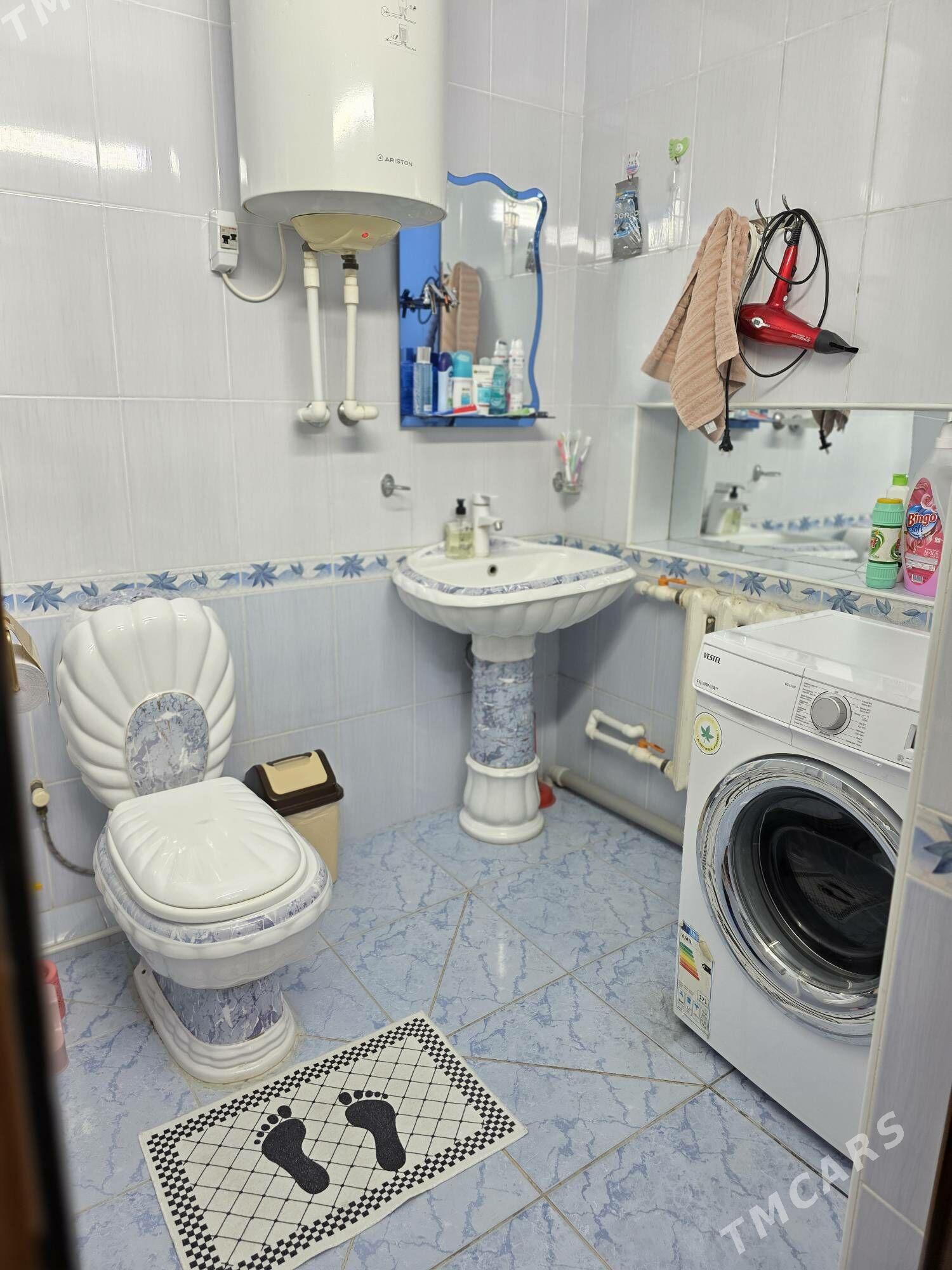 Октябрьский 2 этаж 4 комн - Baýramaly - img 1