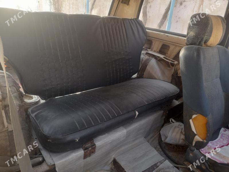 Lada Niva 1990 - 22 000 TMT - 16-njy tapgyr - img 1