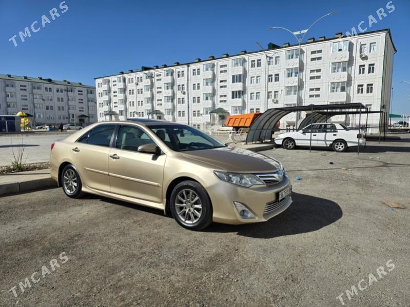 Toyota Camry 2012 - 250 000 TMT - Балканабат - img 1