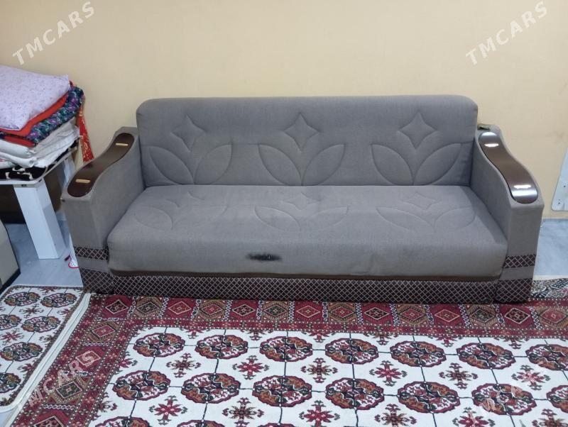 Mebilni Diwan - Türkmenbaşy - img 1