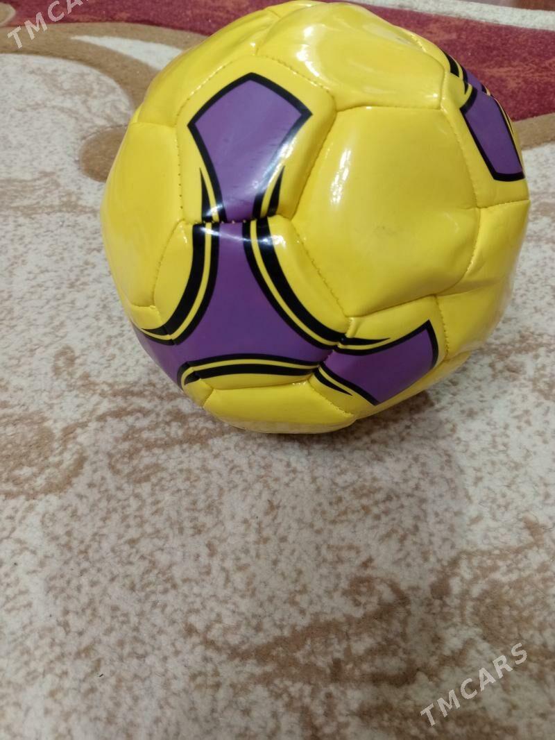 новый футбольный мячик - Türkmenabat - img 1