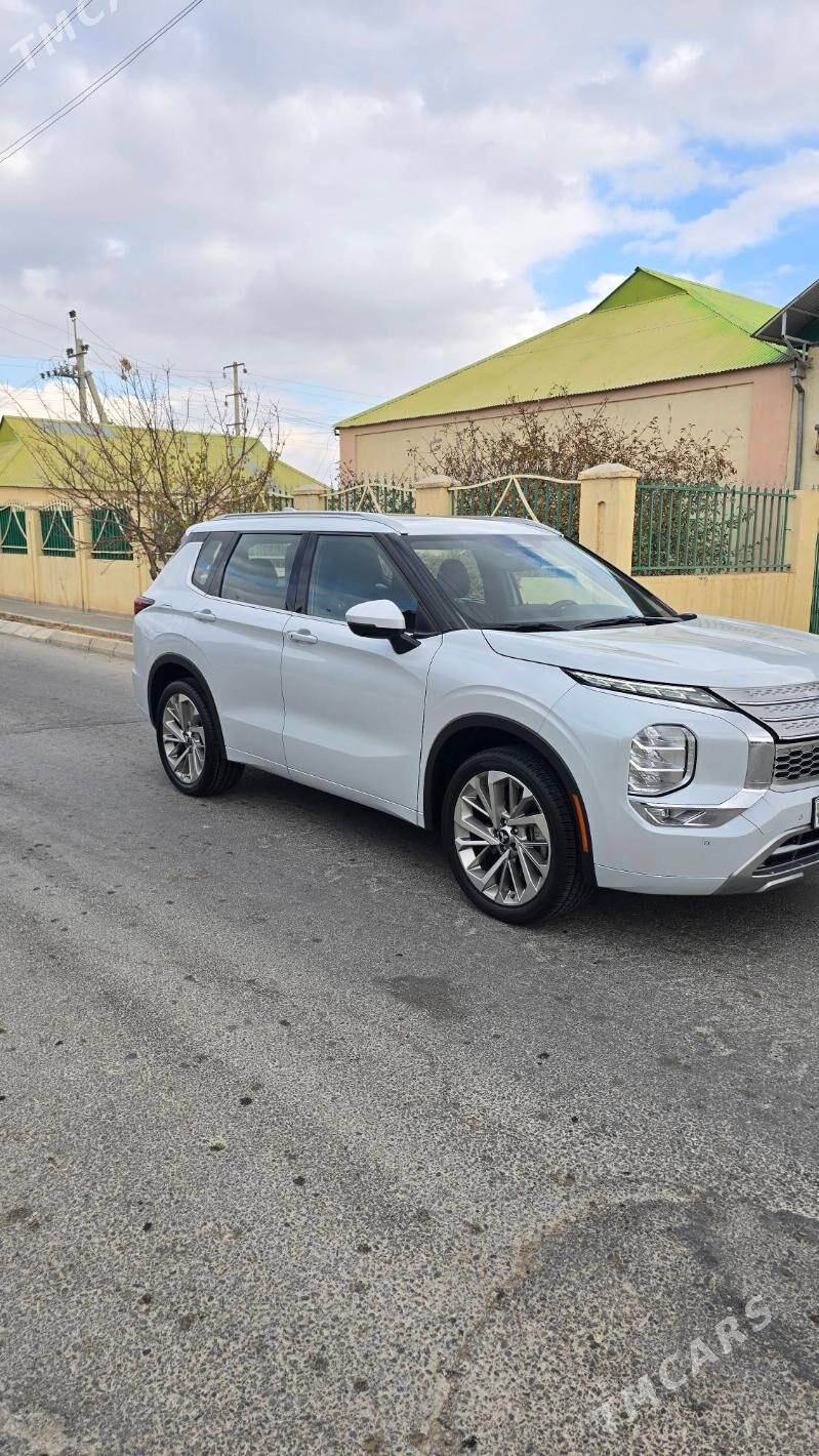 Mitsubishi Outlander 2022 - 385 000 TMT - Ашхабад - img 1