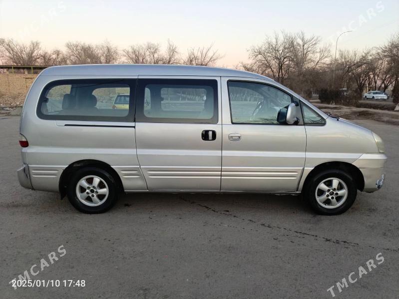 Hyundai H-1 2005 - 110 000 TMT - Гурбансолтан Едже - img 1