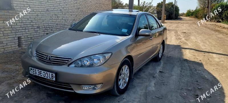 Toyota Camry 2004 - 225 000 TMT - Туркменабат - img 1