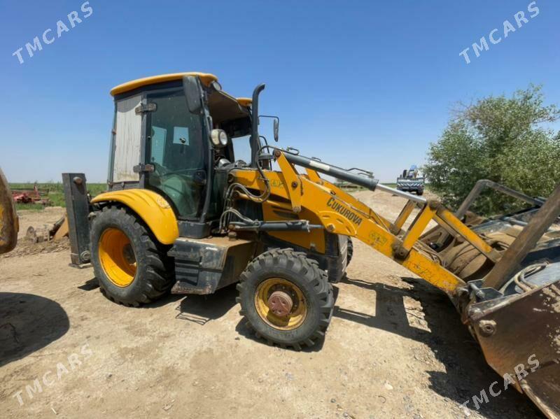JCB 3CX Compact 2010 - 320 000 TMT - Aşgabat - img 1