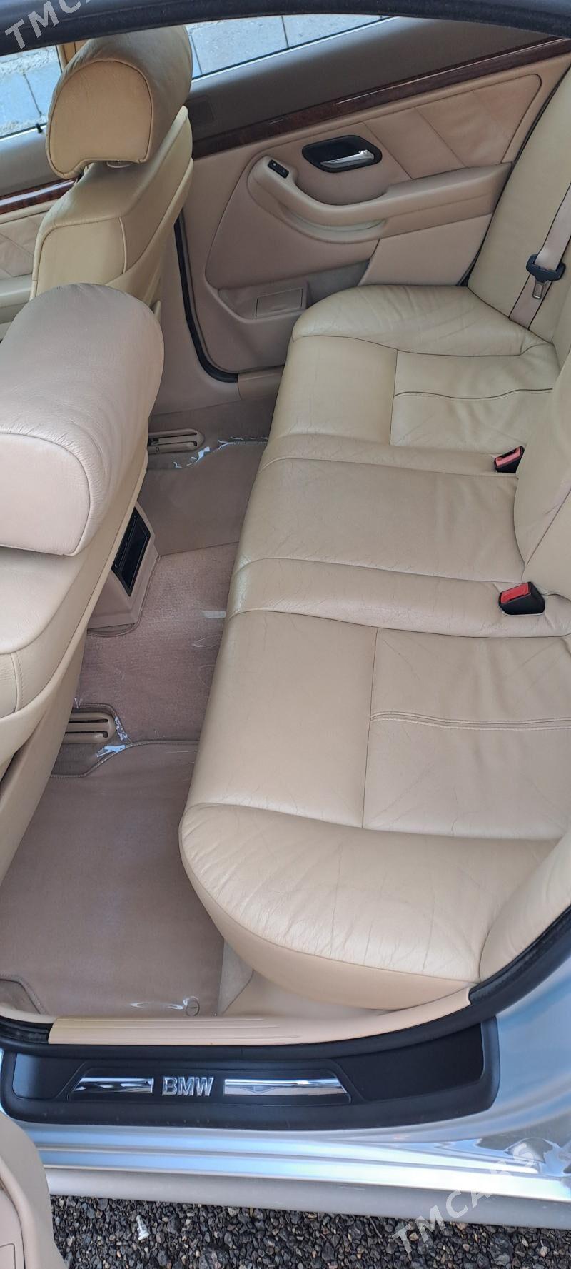 BMW E39 2002 - 155 000 TMT - Туркменбаши - img 1