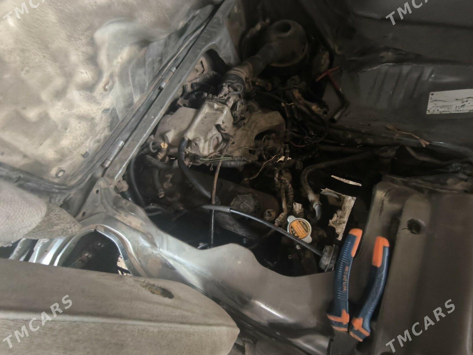 Toyota Town Ace 1994 - 37 000 TMT - Мургап - img 1