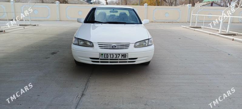 Toyota Camry 1998 - 129 000 TMT - Байрамали - img 2