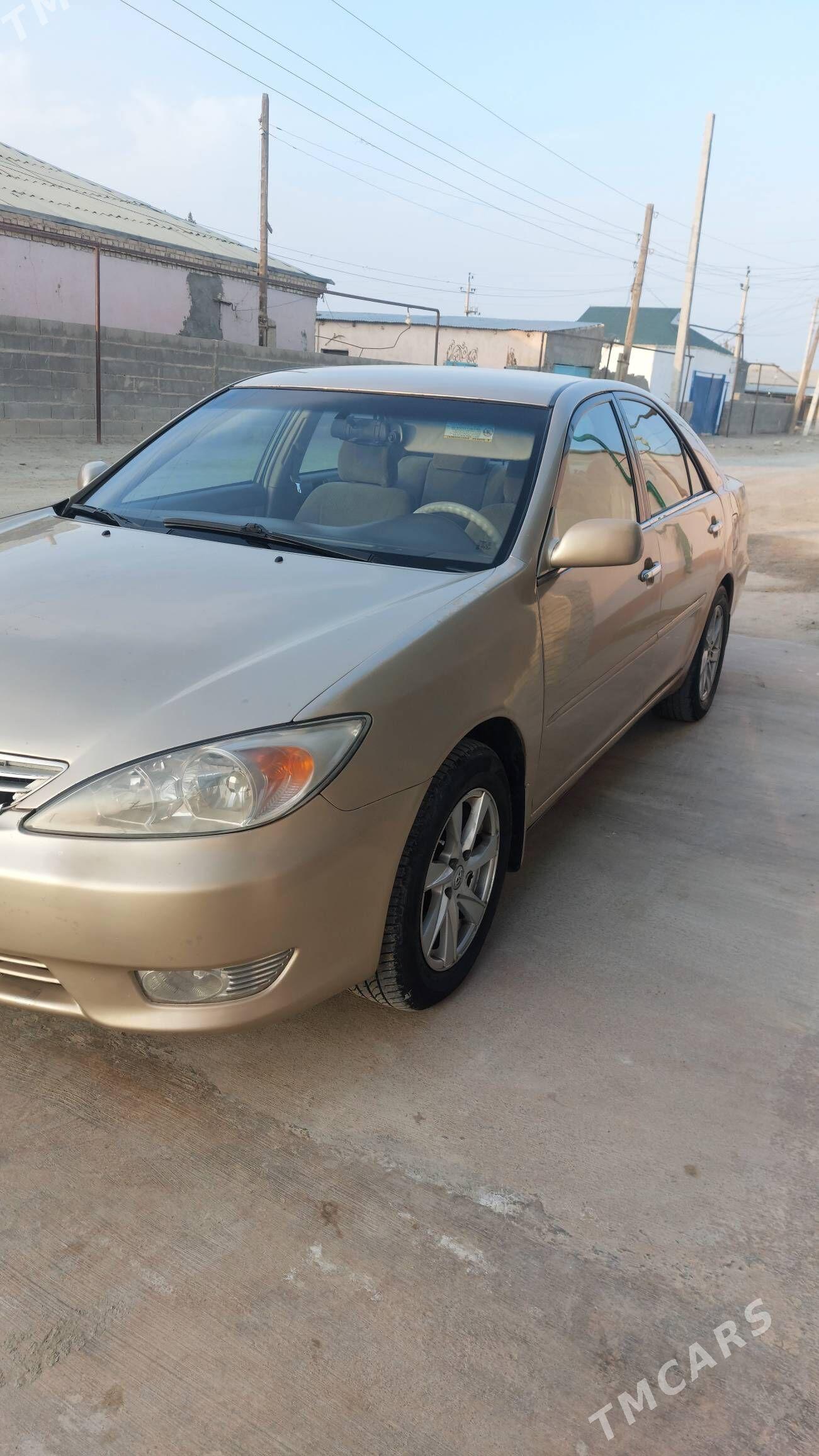 Toyota Camry 2002 - 133 000 TMT - Бахарден - img 4