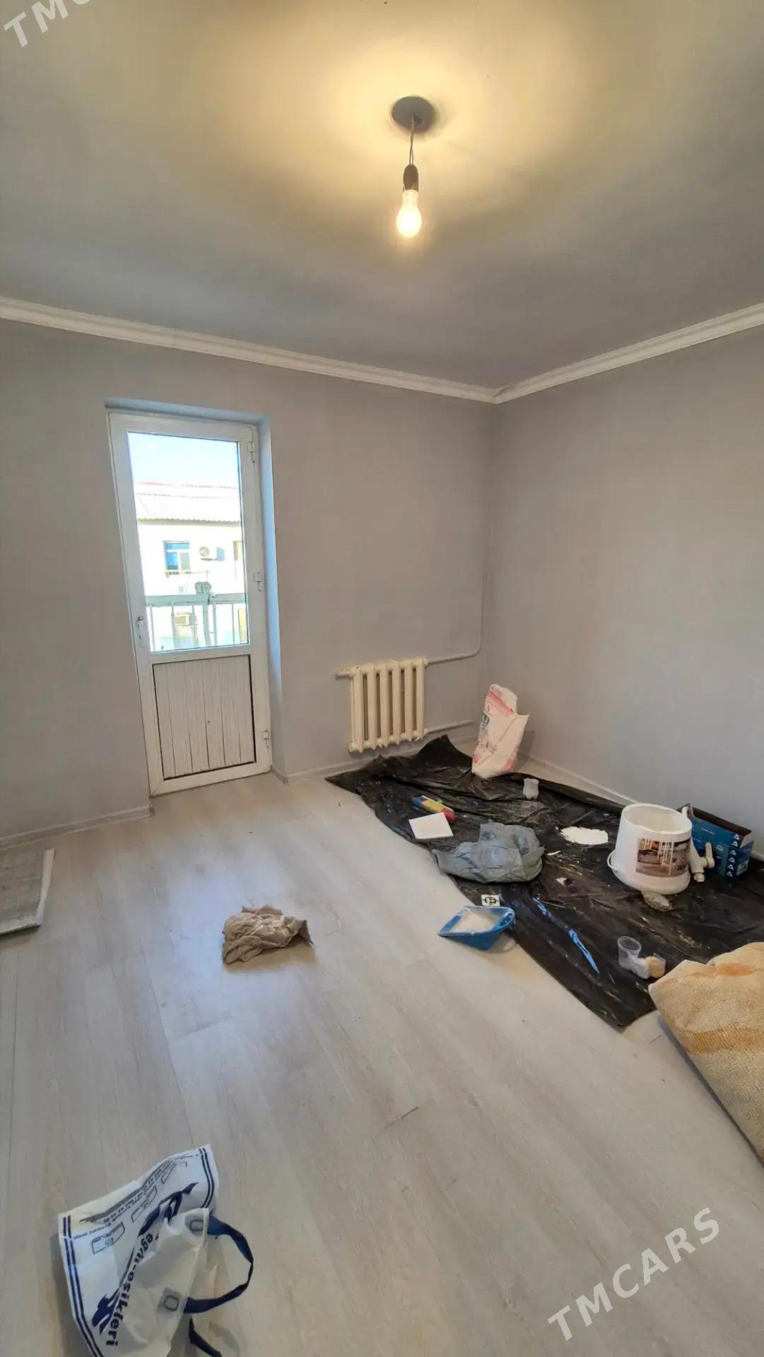 30 mkr 3/3 3 kom - 30 мкр - img 1