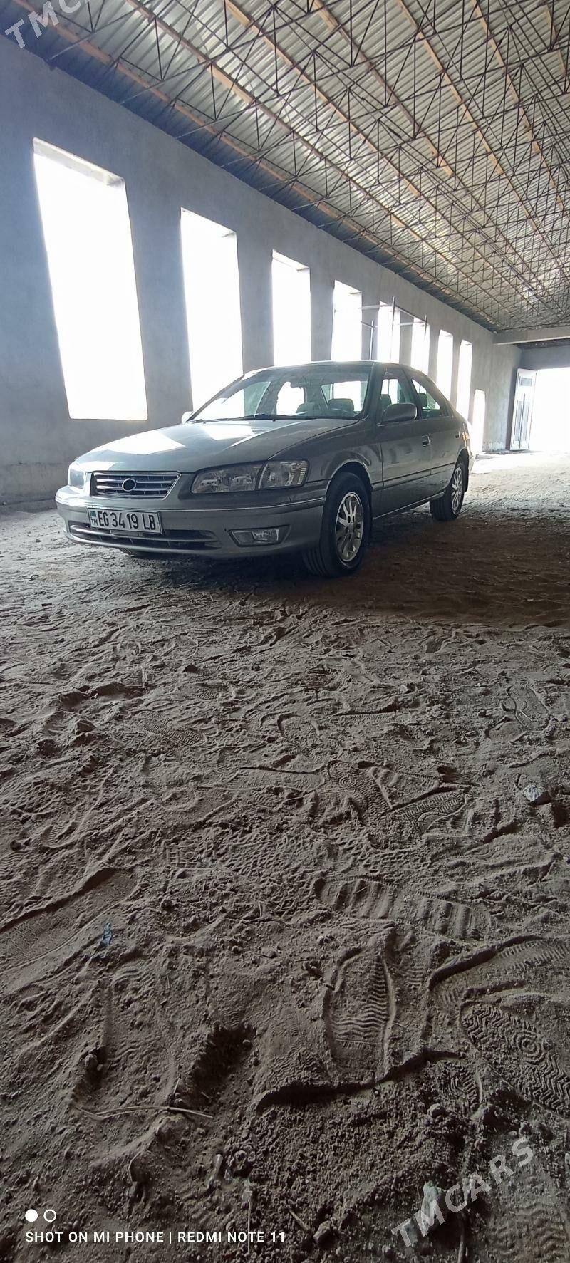 Toyota Camry 2000 - 150 000 TMT - Farap - img 1