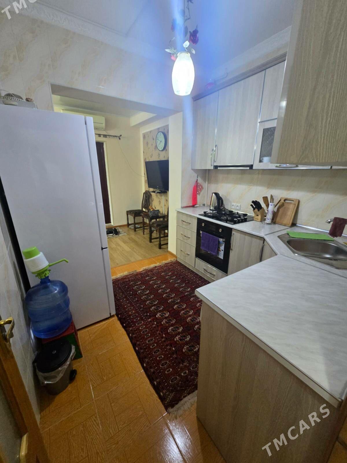 ДОСААФ 1 этаж 2 ком и двор - Aşgabat - img 7