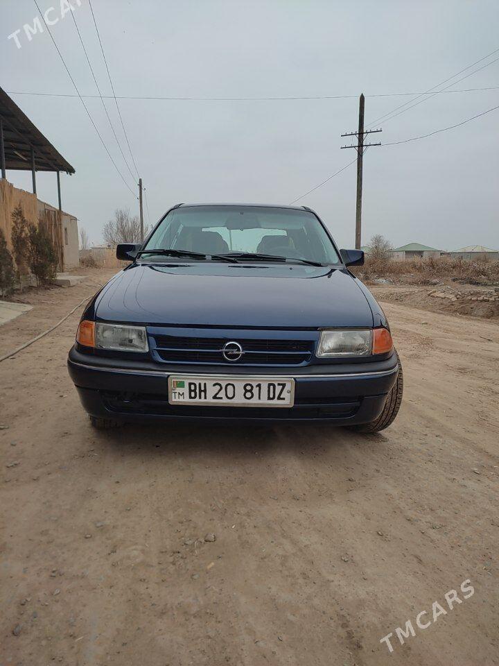 Opel Astra 1994 - 50 000 TMT - Шабатский этрап - img 1