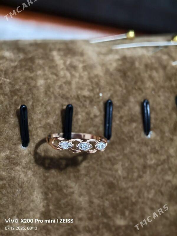 Gyzyl yuzuk - Хитровка - img 1