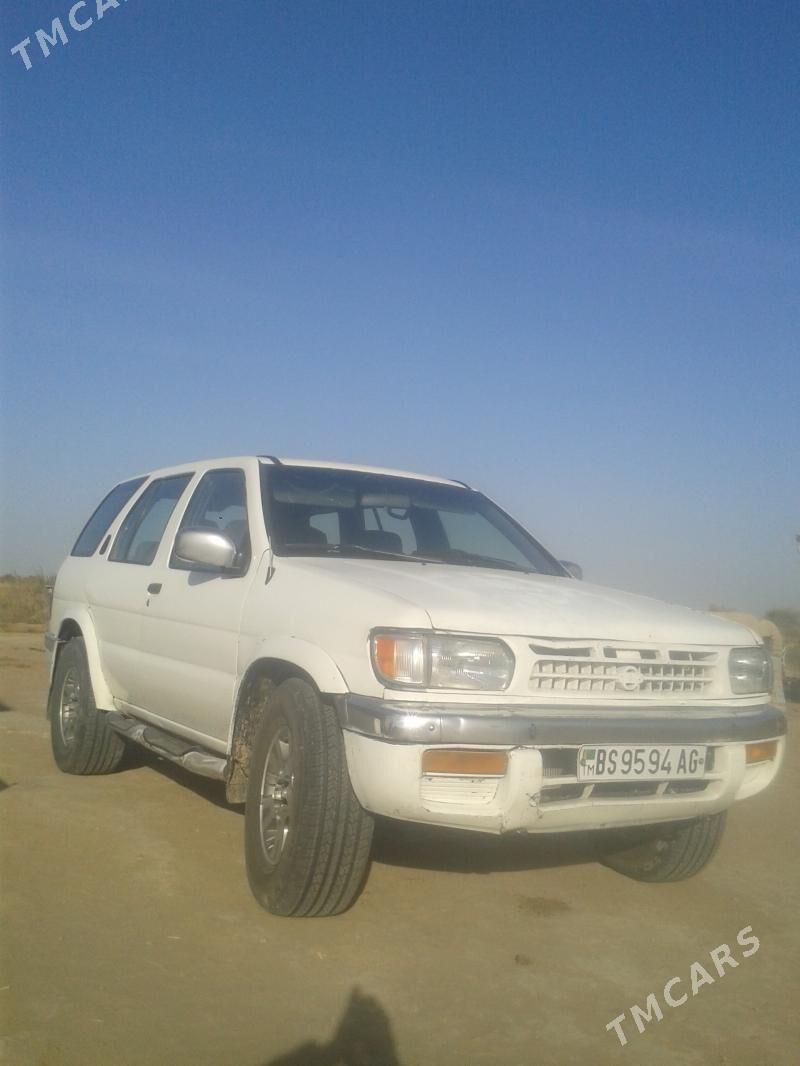 Nissan Pathfinder 1998 - 68 000 TMT - Gurtly - img 1