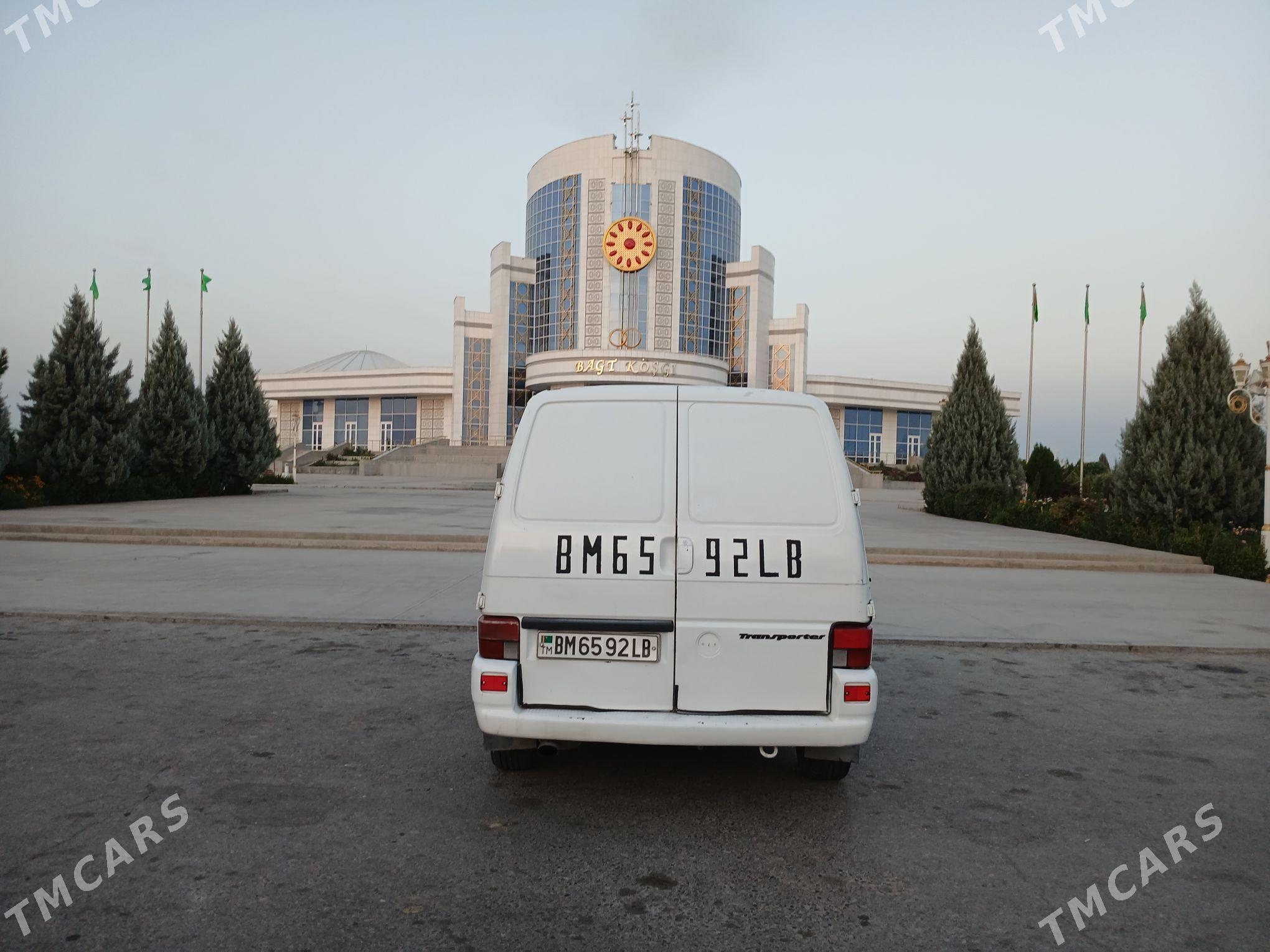 Volkswagen Transporter 2000 - 45 000 TMT - Türkmenabat - img 1