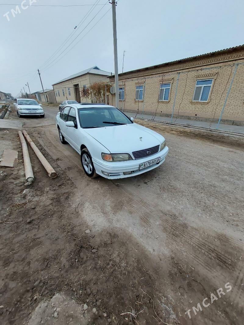 Nissan Maxima 1994 - 40 000 TMT - Dänew - img 1