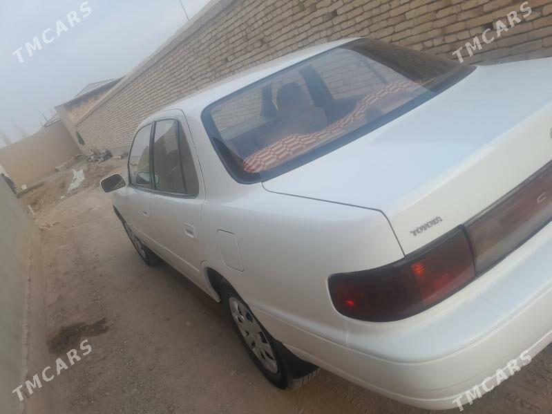 Toyota Camry 1993 - 100 000 TMT - Губадаг - img 1