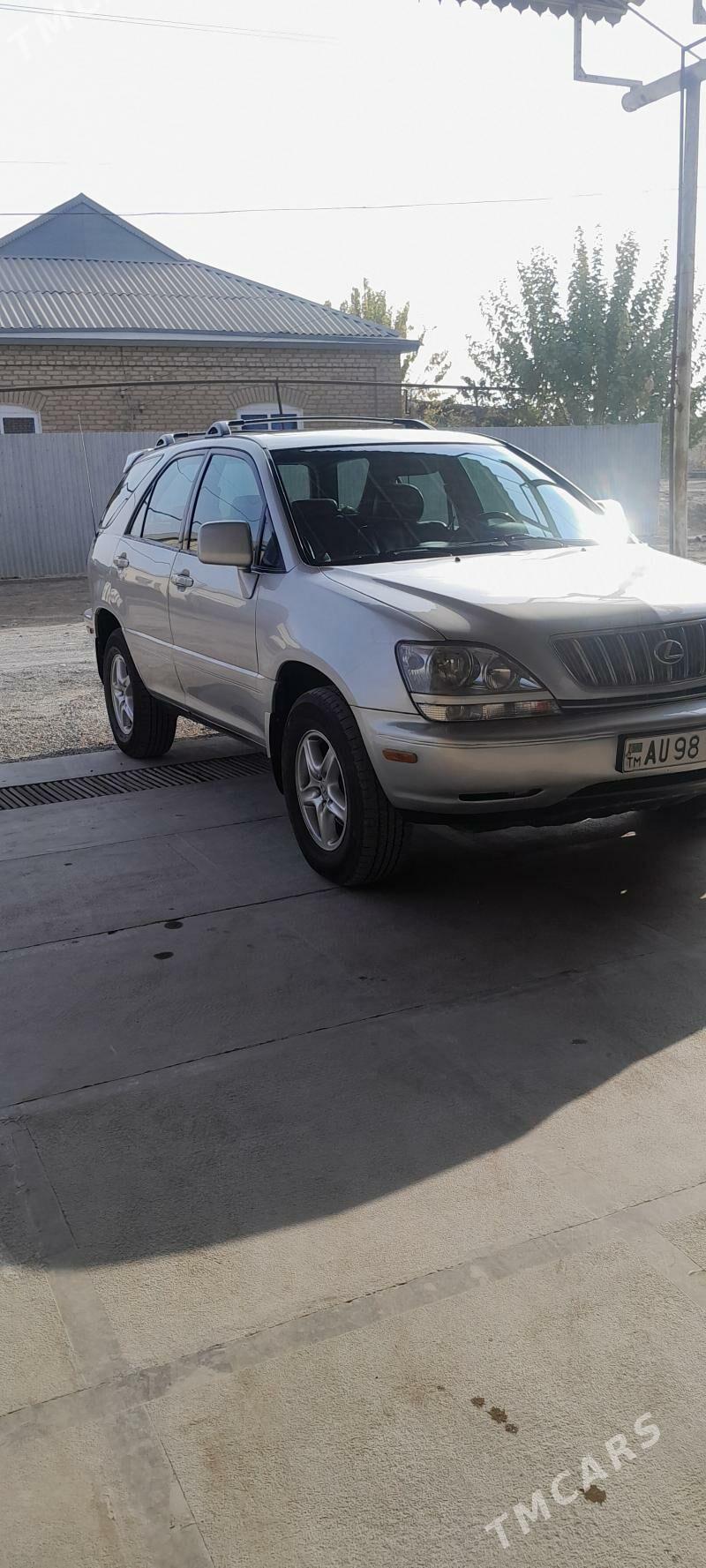 Lexus RX 300 2002 - 220 000 TMT - Сакарчага - img 1