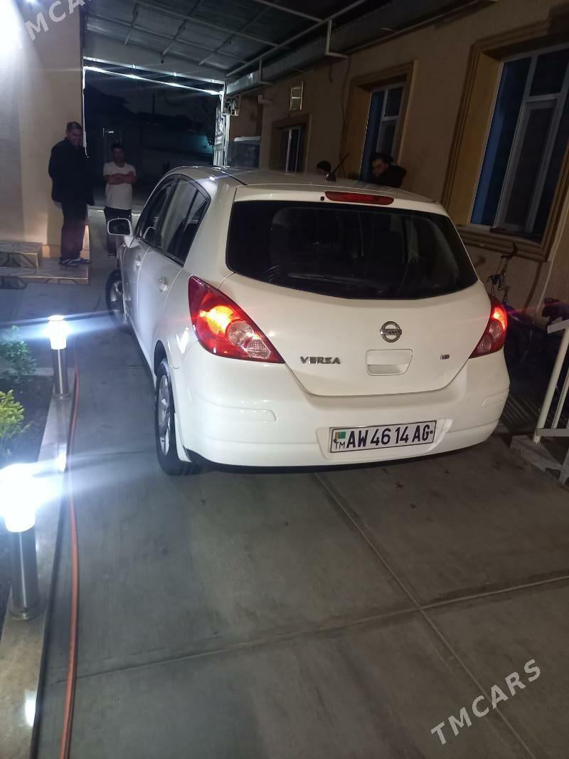 Nissan Versa 2010 - 146 000 TMT - Хитровка - img 1