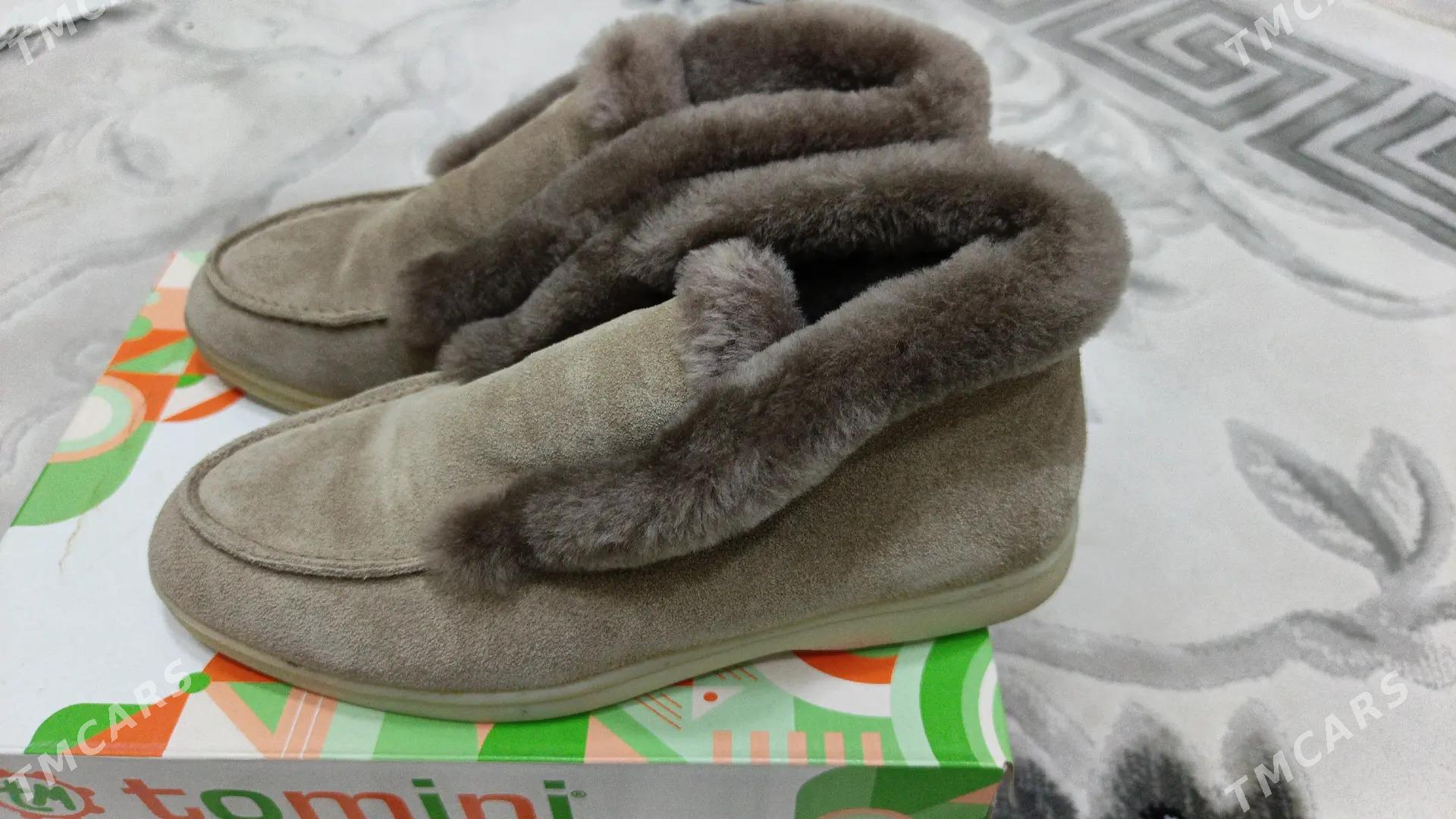 ПРОДАЮ БОТИНКИ LORO PIANA НОВЫ - Aşgabat - img 1