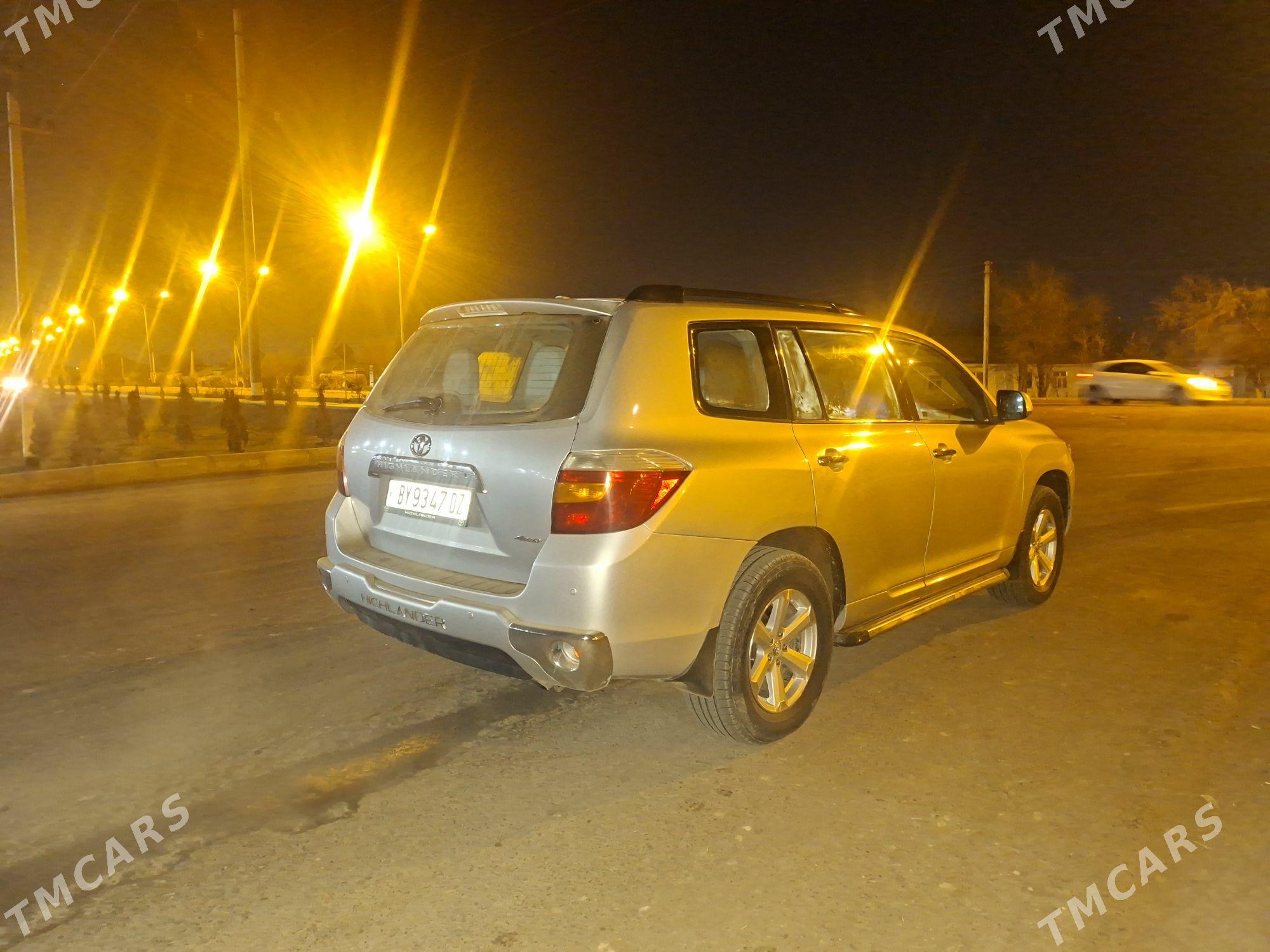 Toyota Highlander 2010 - 295 000 TMT - Köneürgenç - img 1