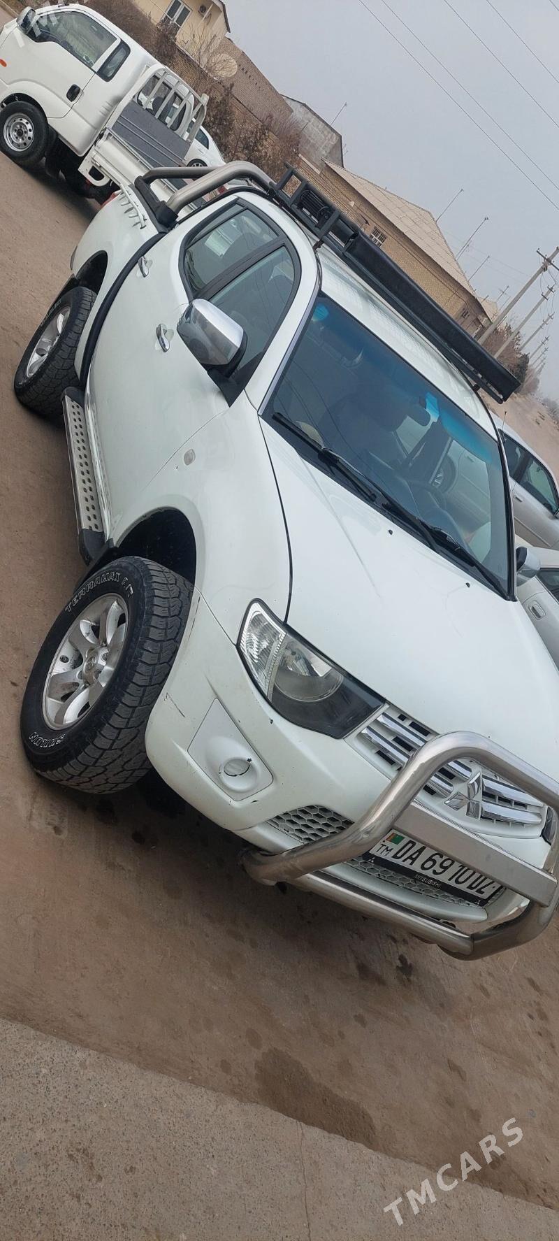 Mitsubishi L200 2011 - 170 000 TMT - Daşoguz - img 1