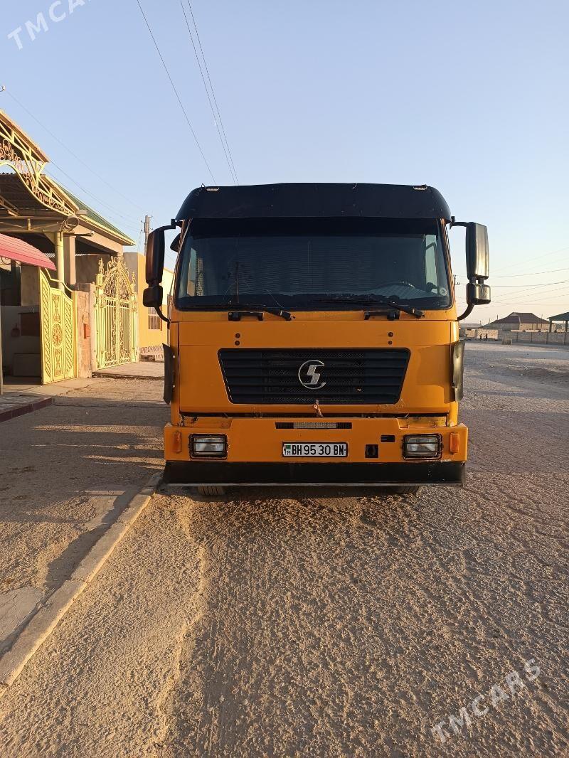 Howo Sinotruk 2007 - 380 000 TMT - Гумдаг - img 1