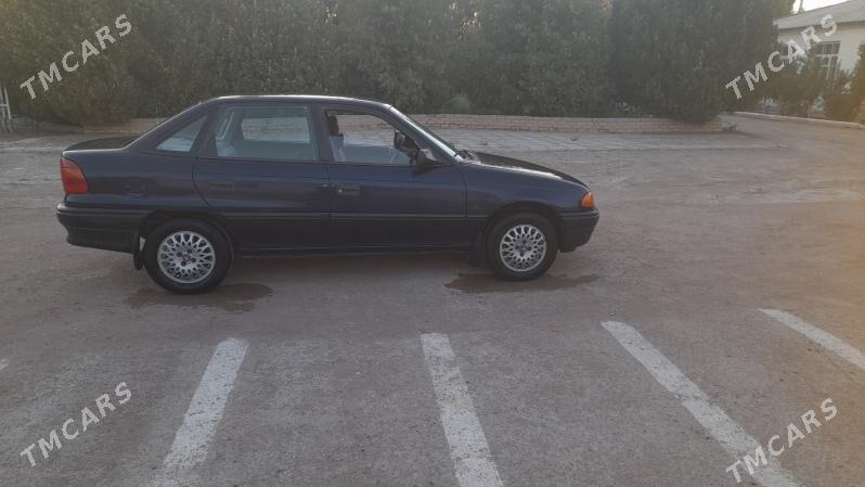 Opel Astra 1994 - 45 000 TMT - Болдумсаз - img 1