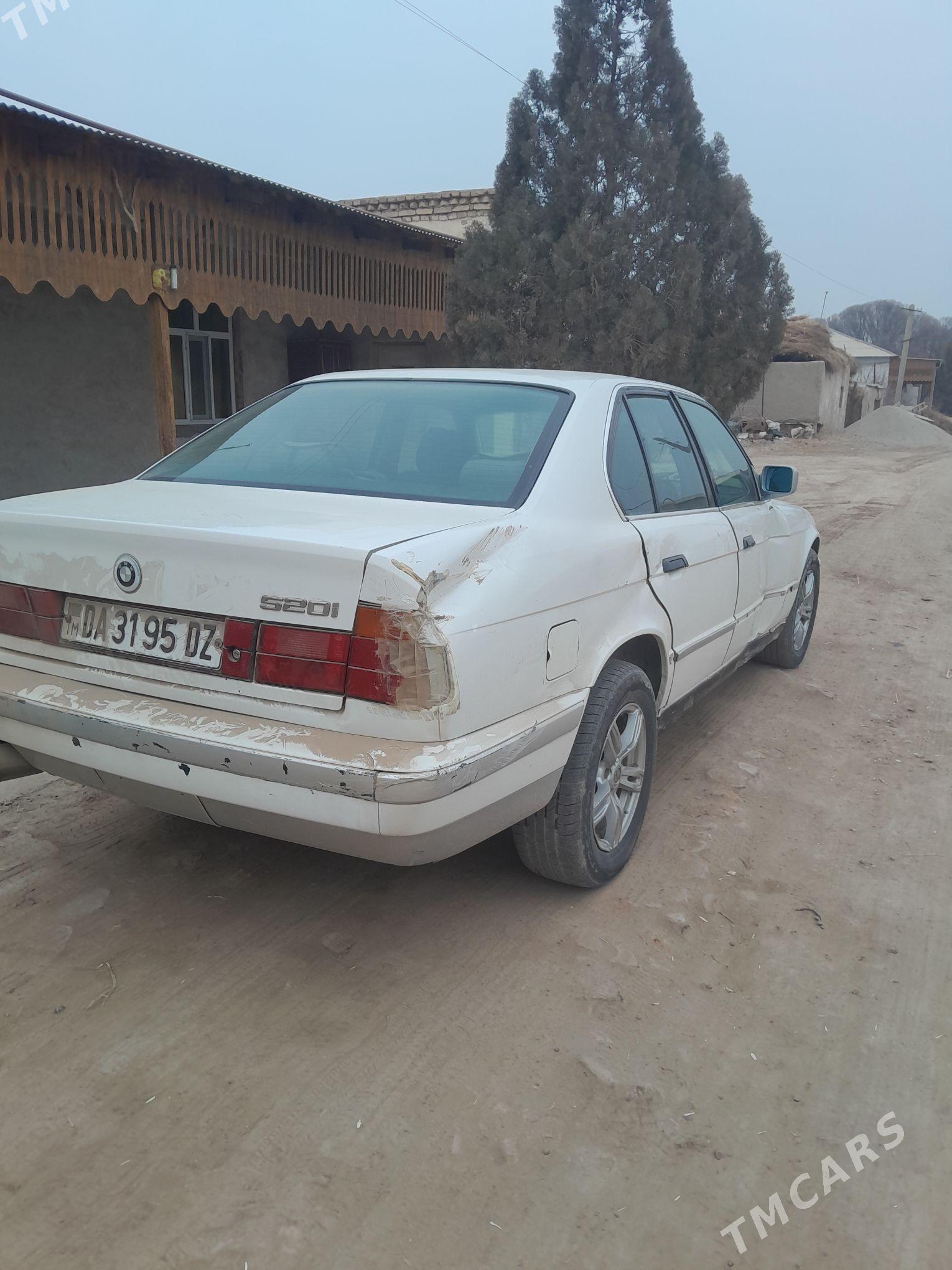 BMW 520 1990 - 23 000 TMT - Gurbansoltan Eje - img 1