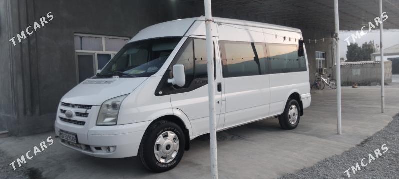 Toyota Hiace 2008 - 250 000 TMT - Гёкдепе - img 1