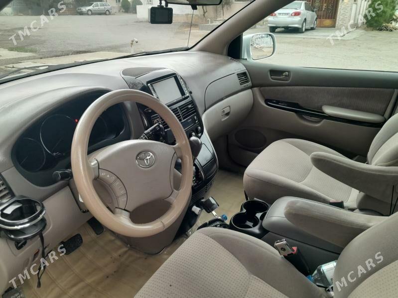 Toyota Sienna 2009 - 270 000 TMT - Туркменбаши - img 1