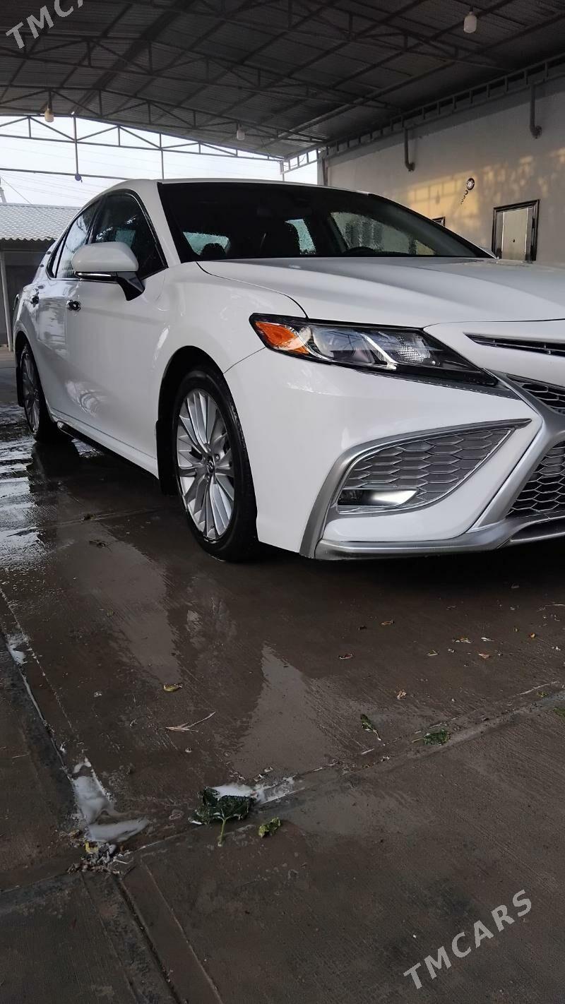 Toyota Camry 2019 - 305 000 TMT - Анев - img 1
