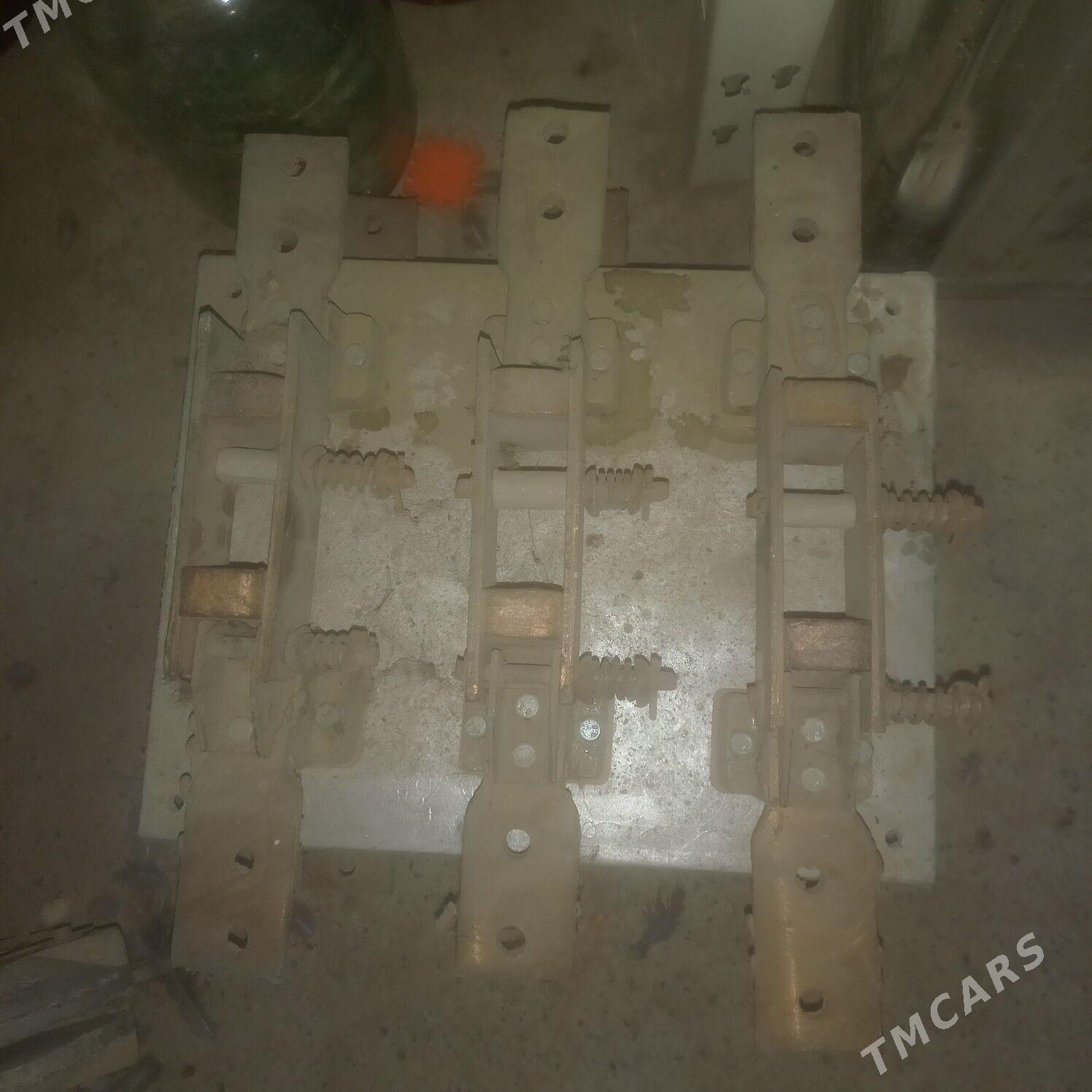 Urbiynik  630 amper - Bäherden - img 1